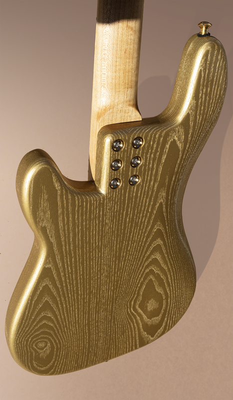 Gold Thunderhorse IV - McGrath Guitars