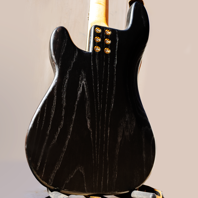 Matte Black Thunderhorse IV - McGrath Guitars
