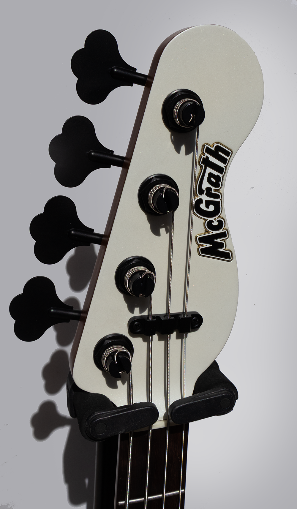 McGrath Thunderhorse 4 - Satin White - McGrath Guitars