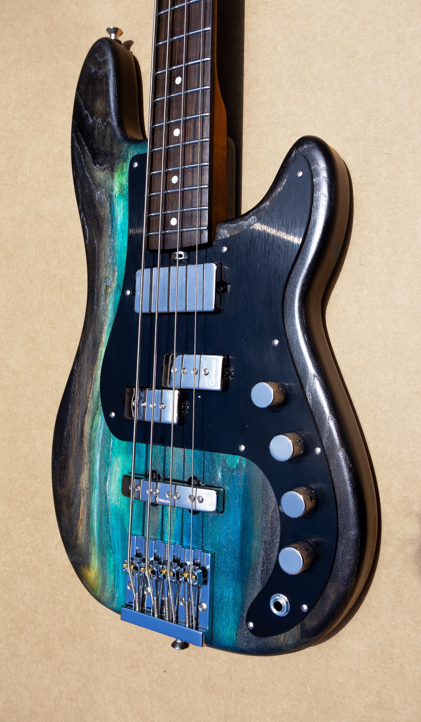 McGrath Thunderhorse IV - Black sands - McGrath Guitars