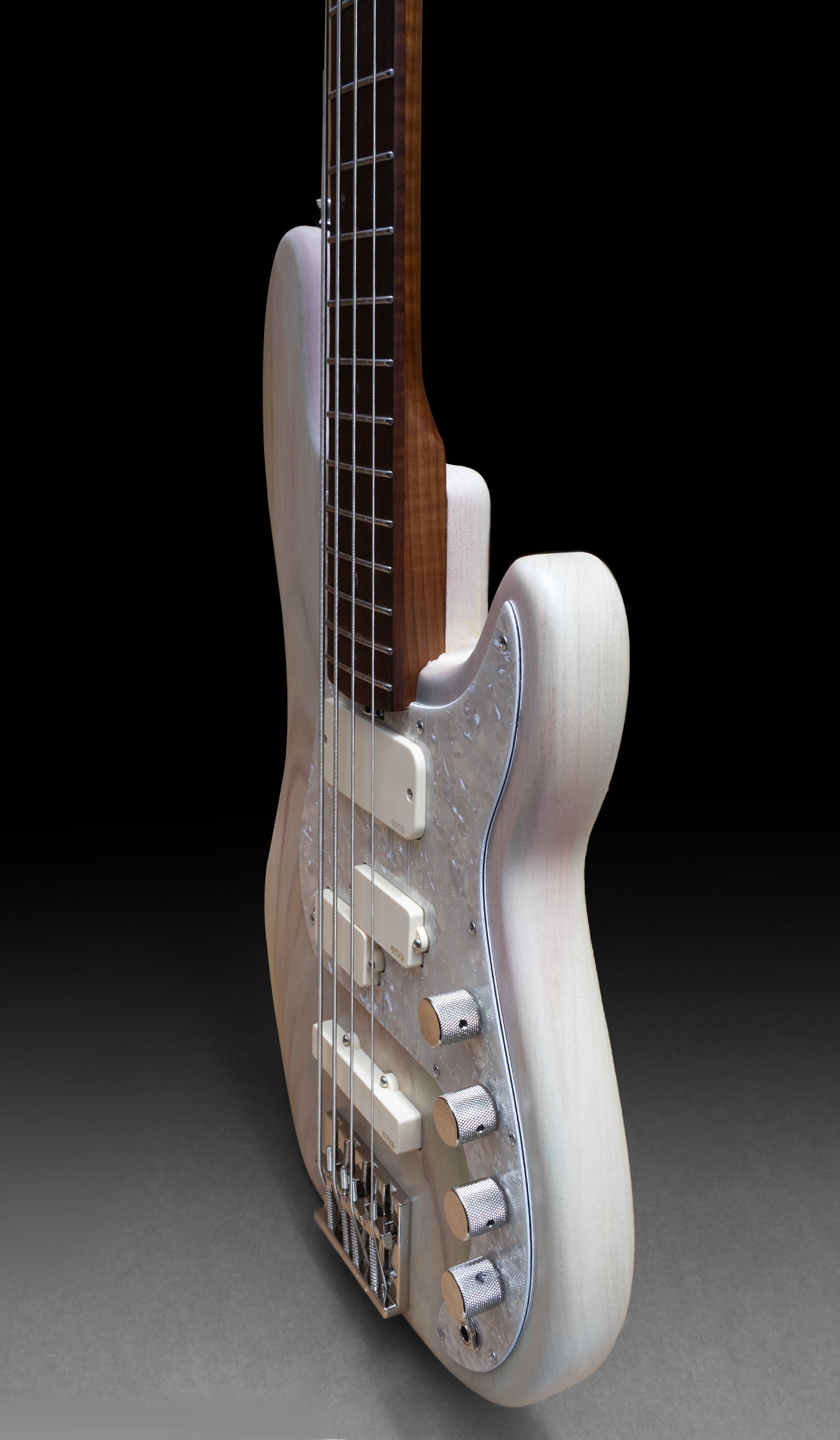 McGrath - Thunderhorse IV - Pearlescent - McGrath Guitars