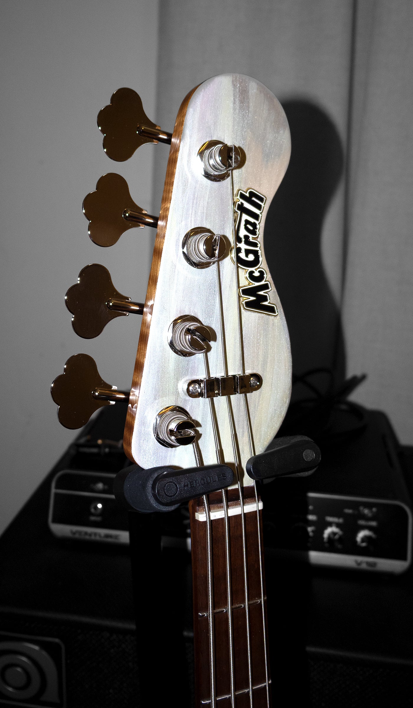 McGrath - Thunderhorse IV - Pearlescent - McGrath Guitars