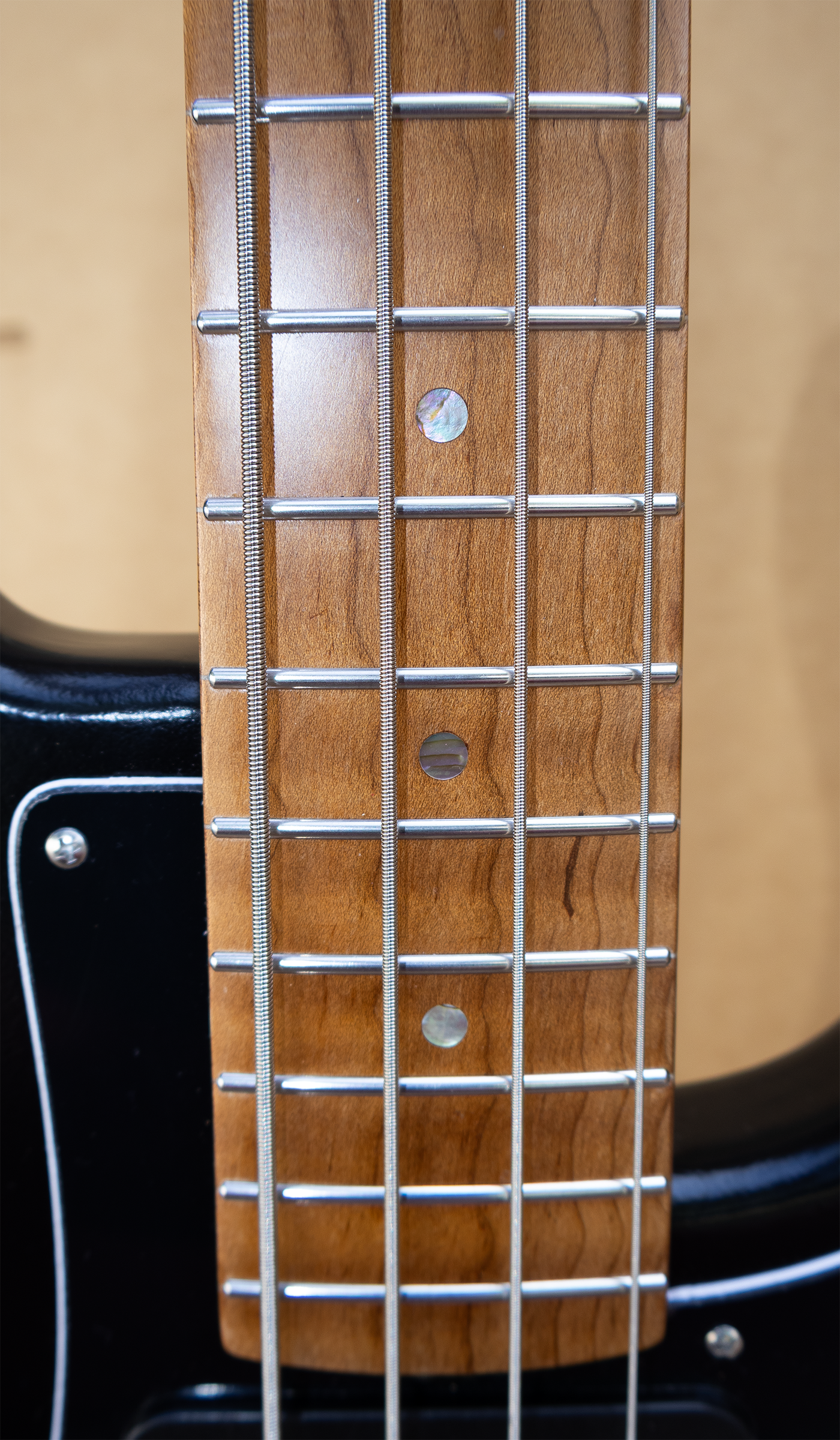 Thunderhorse 4 - Black and Gold - McGrath Guitars
