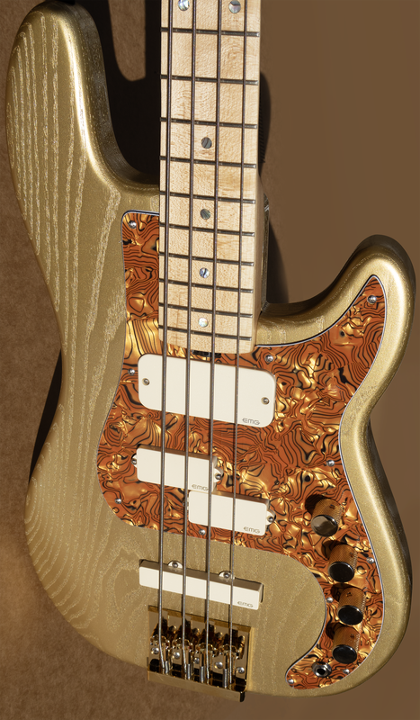 Gold Thunderhorse IV - McGrath Guitars