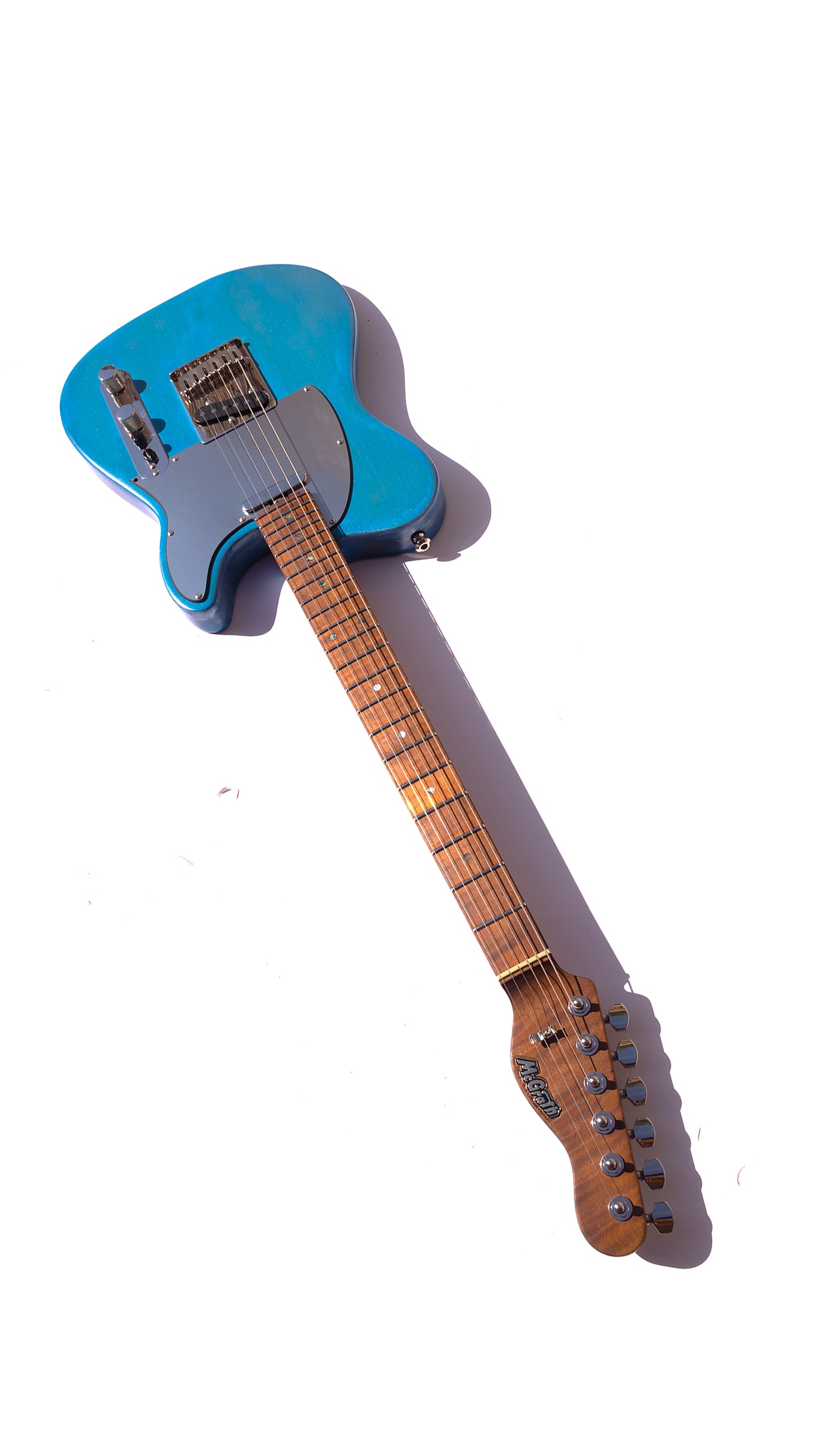 The Outlaw - Winter Blue - McGrath Guitars