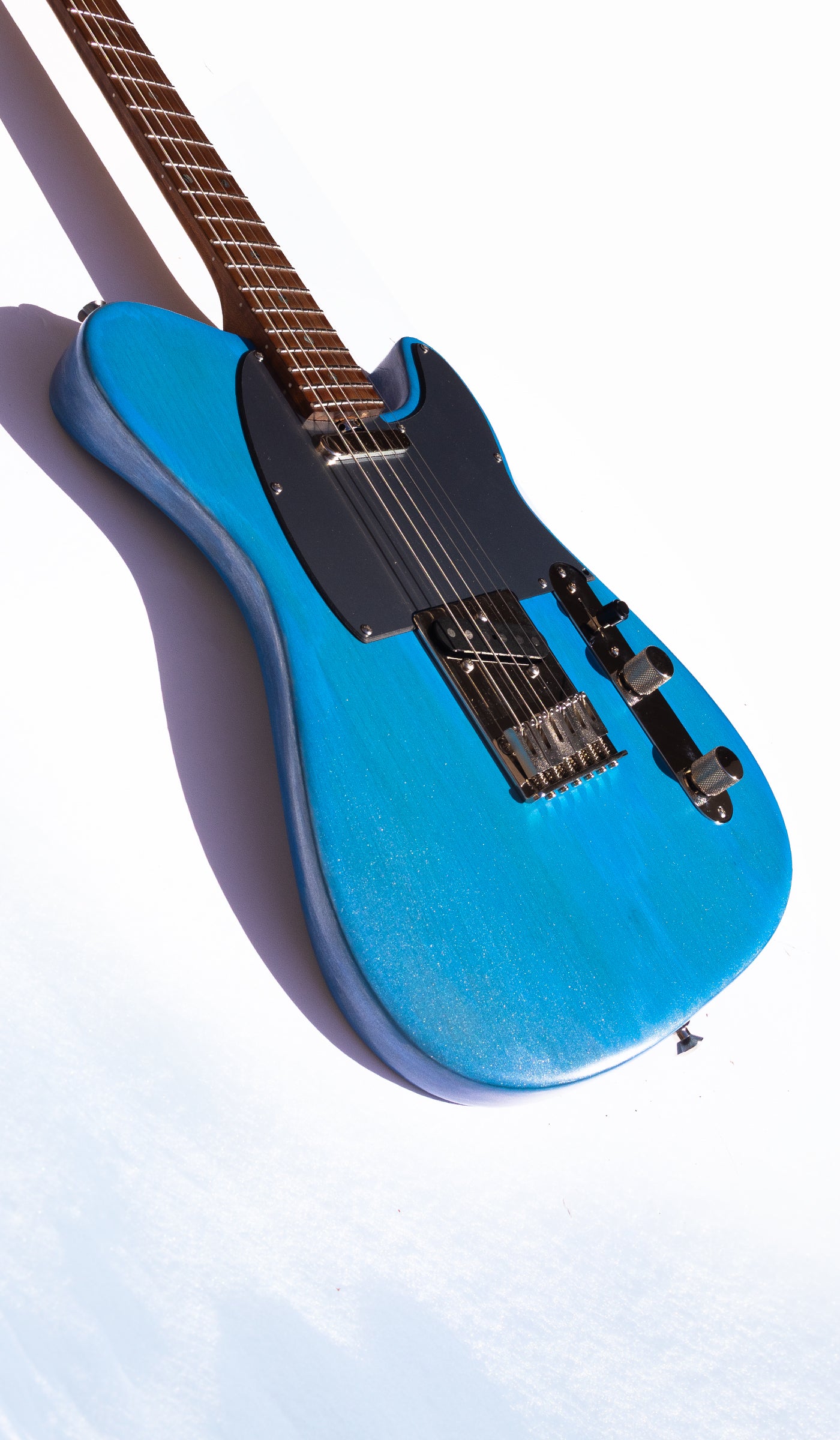 The Outlaw - Winter Blue - McGrath Guitars