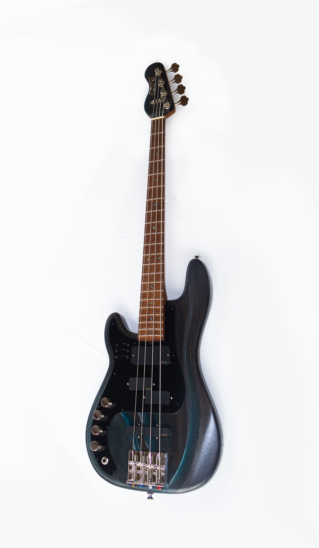 McGrath Thunderhorse - 4-String Lefthanded Bass - Black Sands (NAMM 2026) - McGrath Guitars
