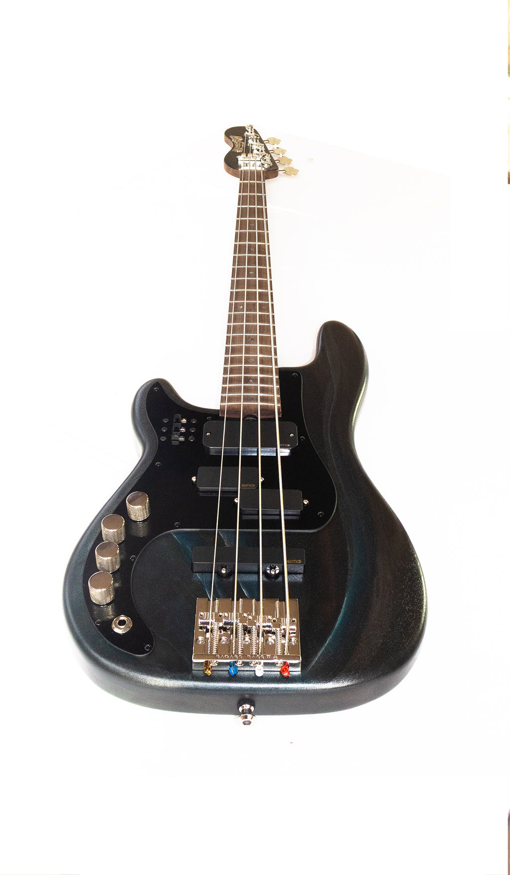 McGrath Thunderhorse - 4-String Lefthanded Bass - Black Sands (NAMM 2026) - McGrath Guitars