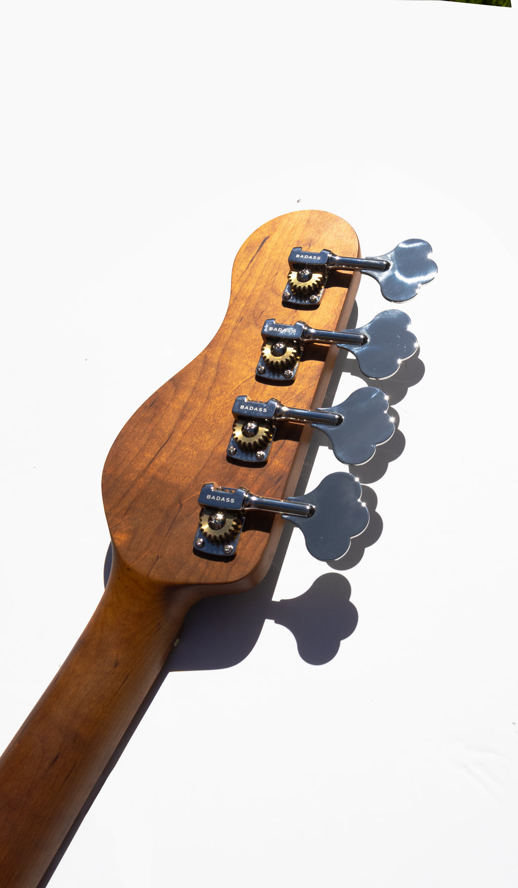 McGrath Thunderhorse IV - Black Sands - 9.4lbs - McGrath Guitars