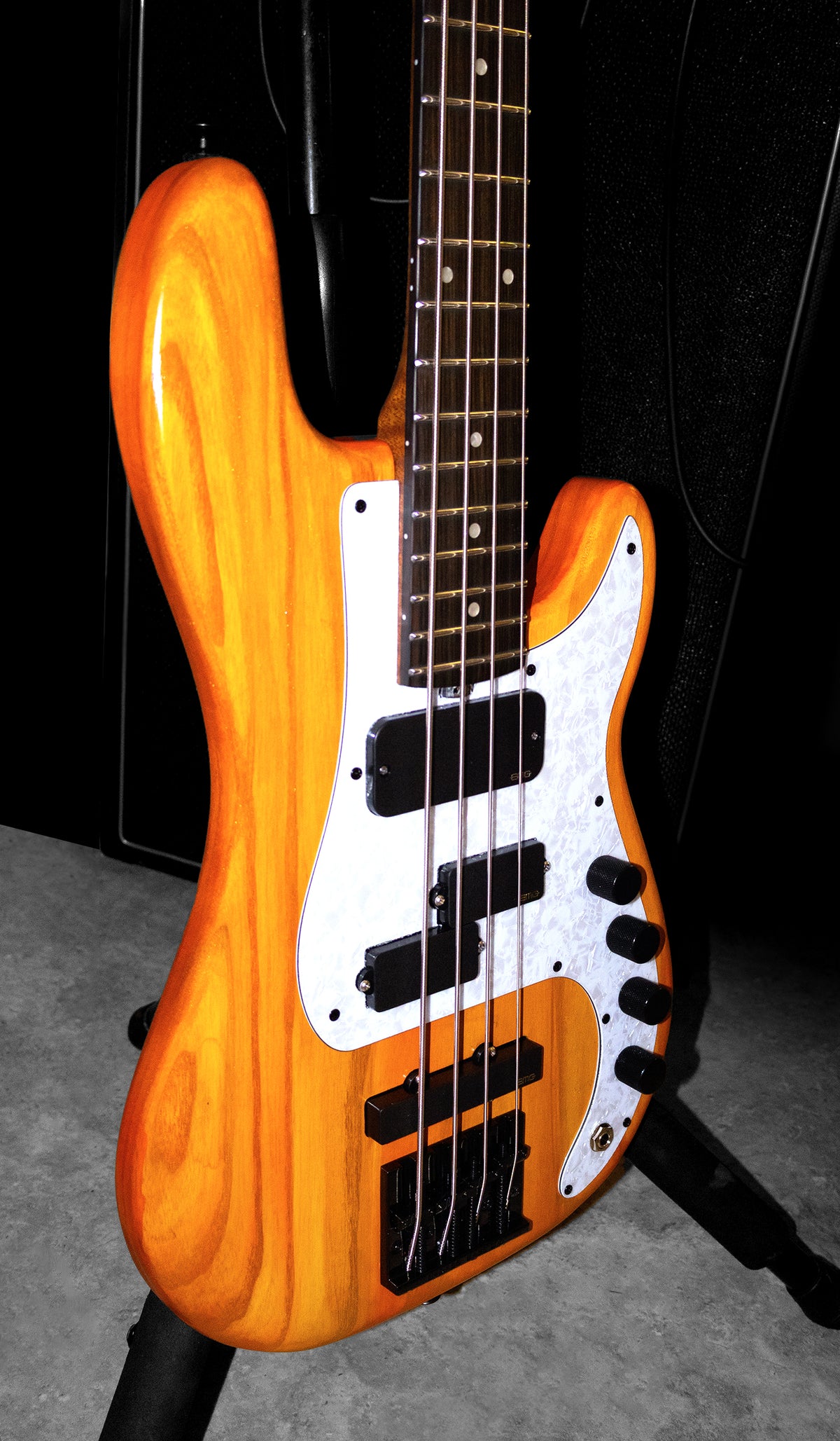 McGrath Thunder Horse IV - Dune Orange Short Scale - McGrath Guitars