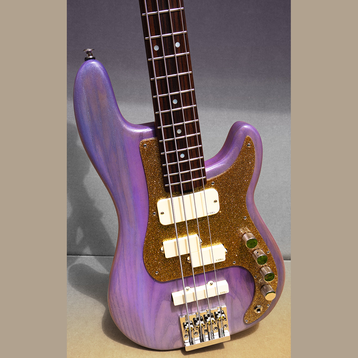 McGrath - Thunderhorse IV - Lavender Shimmer - McGrath Guitars