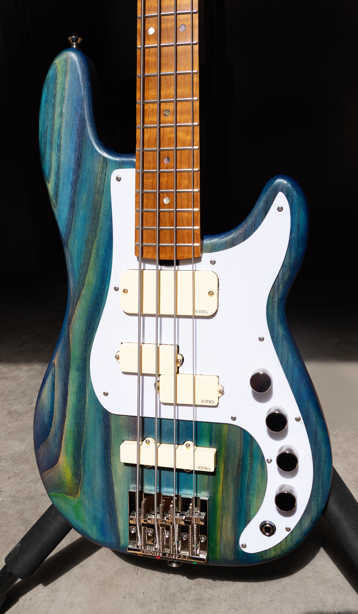 McGrath Thunderhorse IV - Woven Crystaline - McGrath Guitars