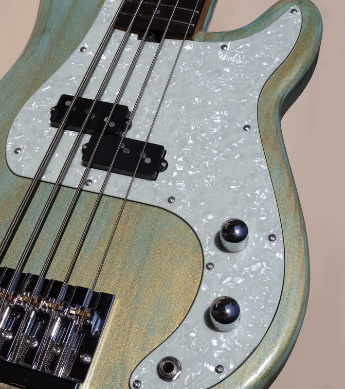 Mint V - McGrath Guitars