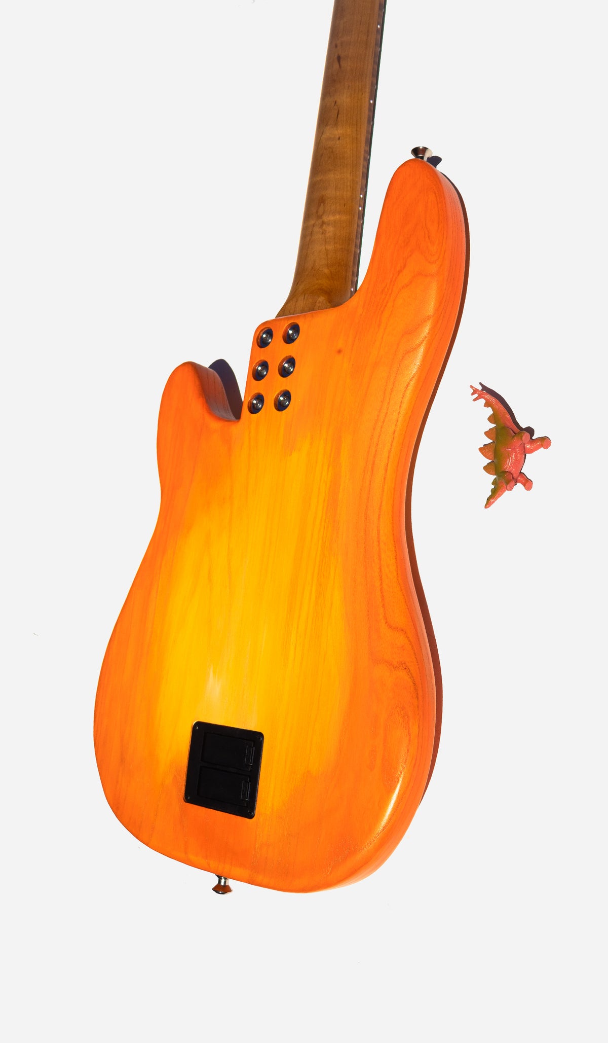 P-Style Thunderhorse 4 - Creamsicle - 8.4lbs - McGrath Guitars