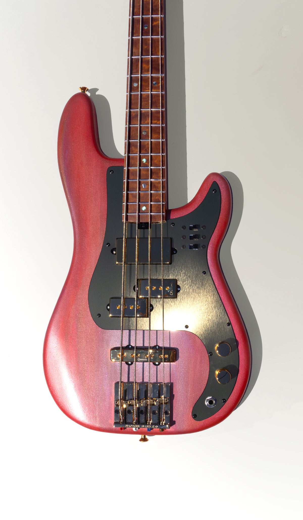 P-Style Thunderhorse  4- Gold Dusk - 8.4lbs - McGrath Guitars