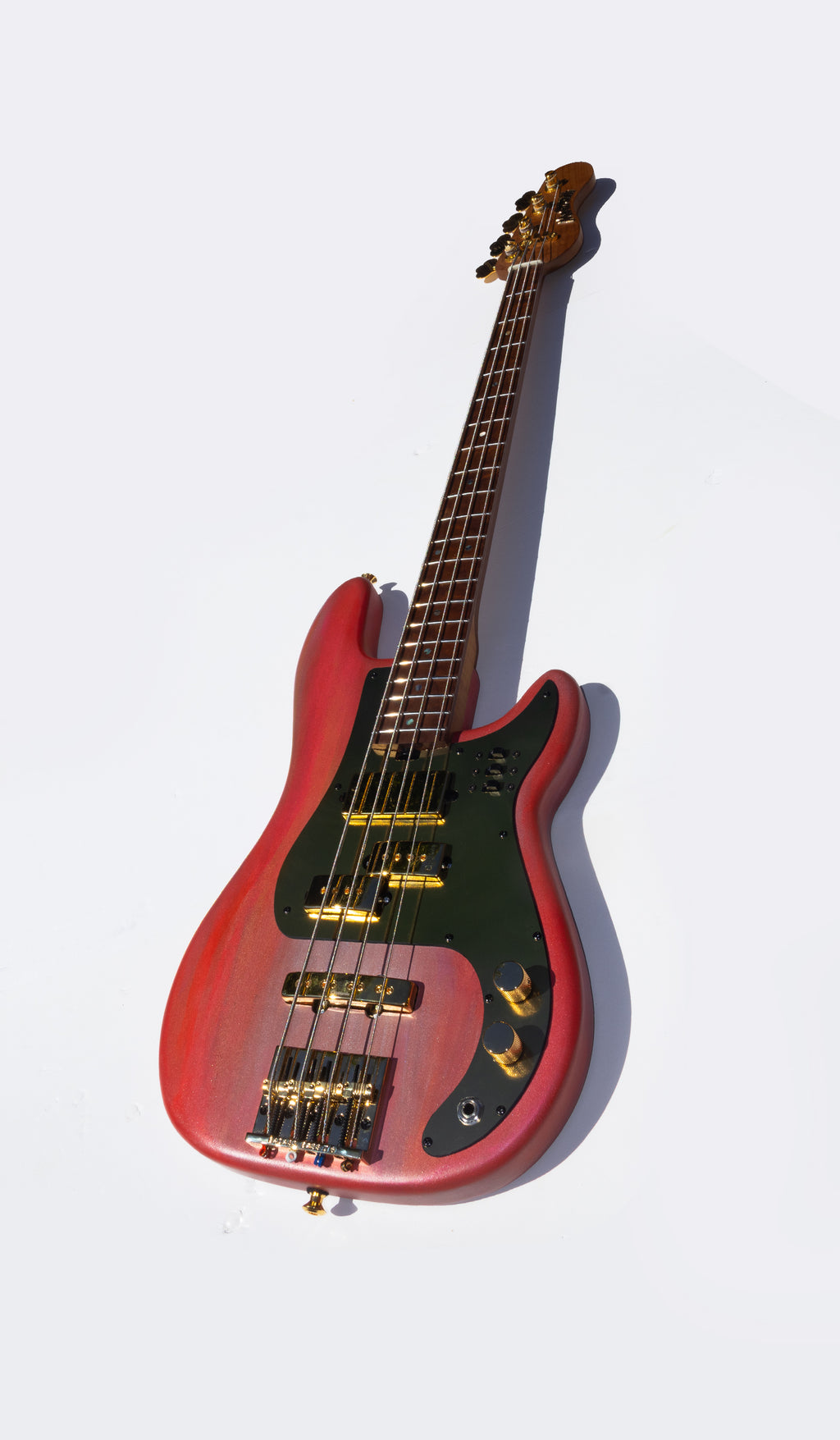 P-Style Thunderhorse  4- Gold Dusk - 8.4lbs - McGrath Guitars
