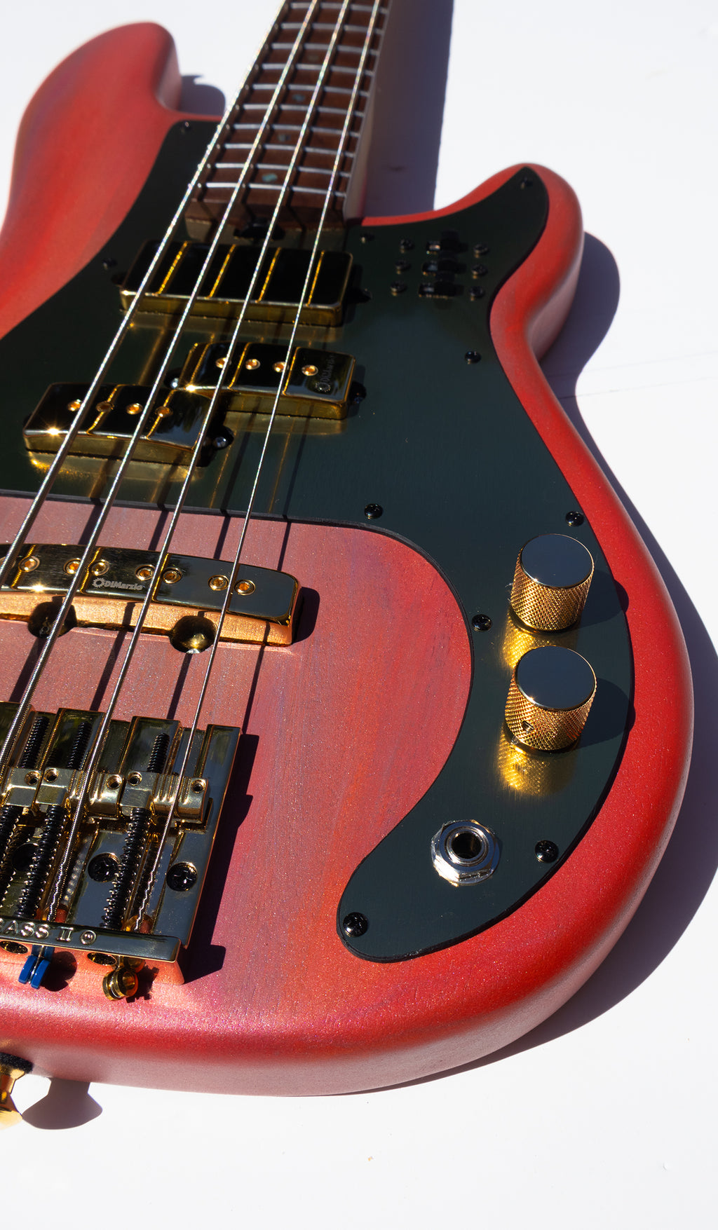 P-Style Thunderhorse  4- Gold Dusk - 8.4lbs - McGrath Guitars