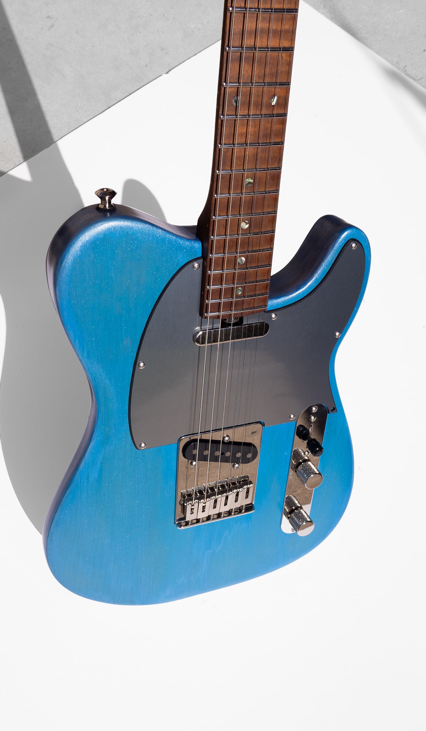The Outlaw - Winter Blue - McGrath Guitars