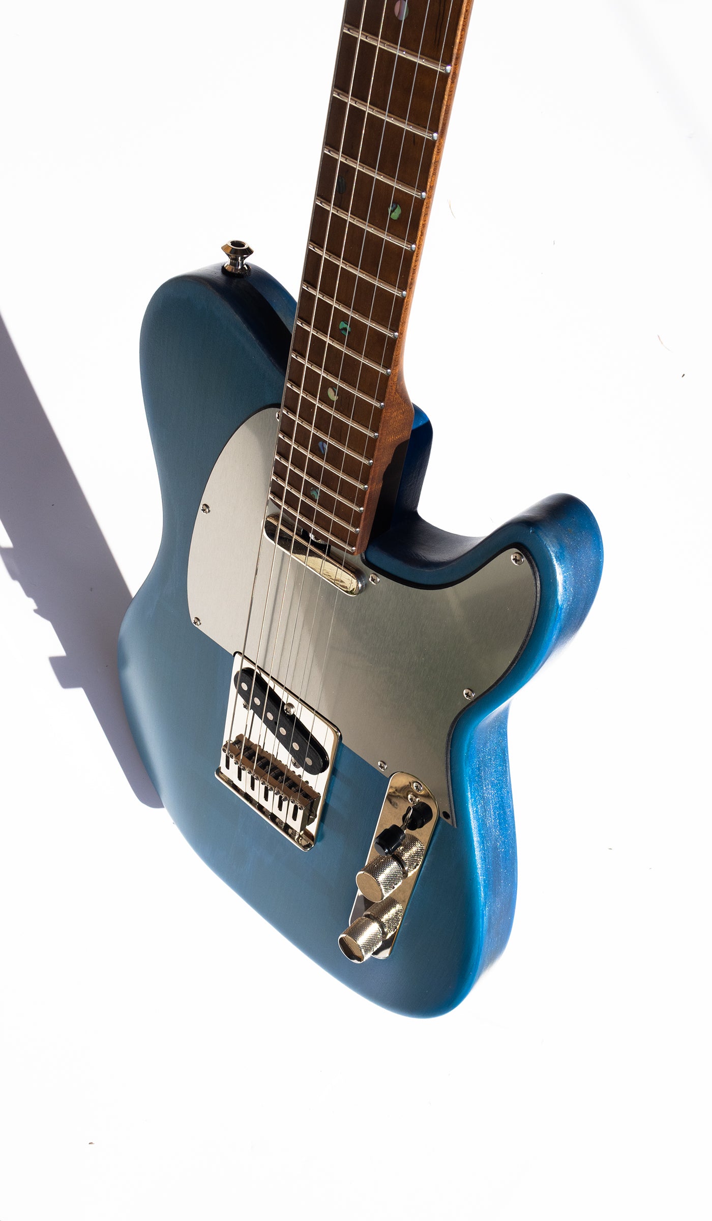 The Outlaw - Winter Blue - McGrath Guitars