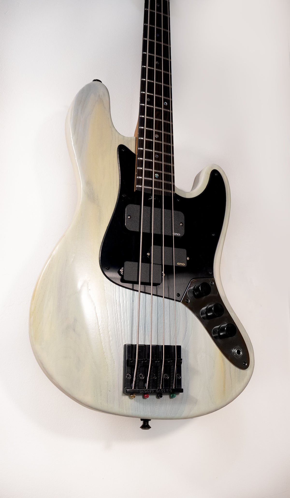 Thumper - J-Style - White Sands - Short Scale - 9.6lbs - McGrath Guitars