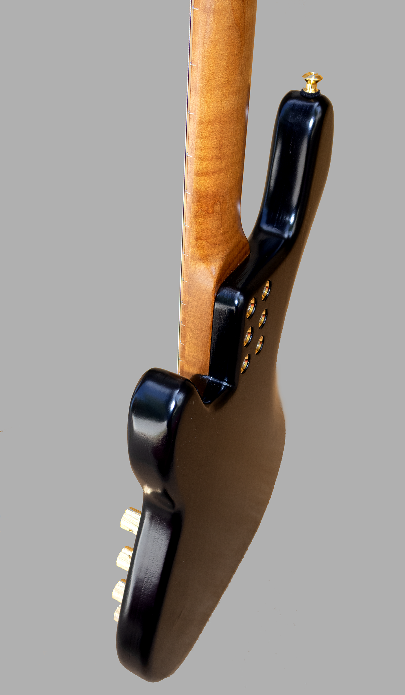 Thunderhorse 4 - Black and Gold - McGrath Guitars