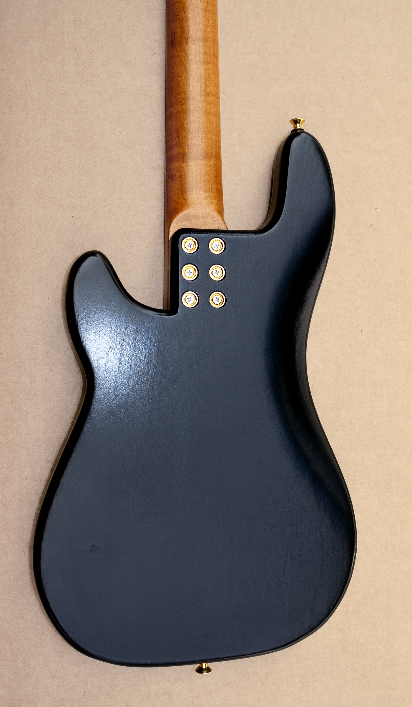 Thunderhorse 4 - Black and Gold - McGrath Guitars