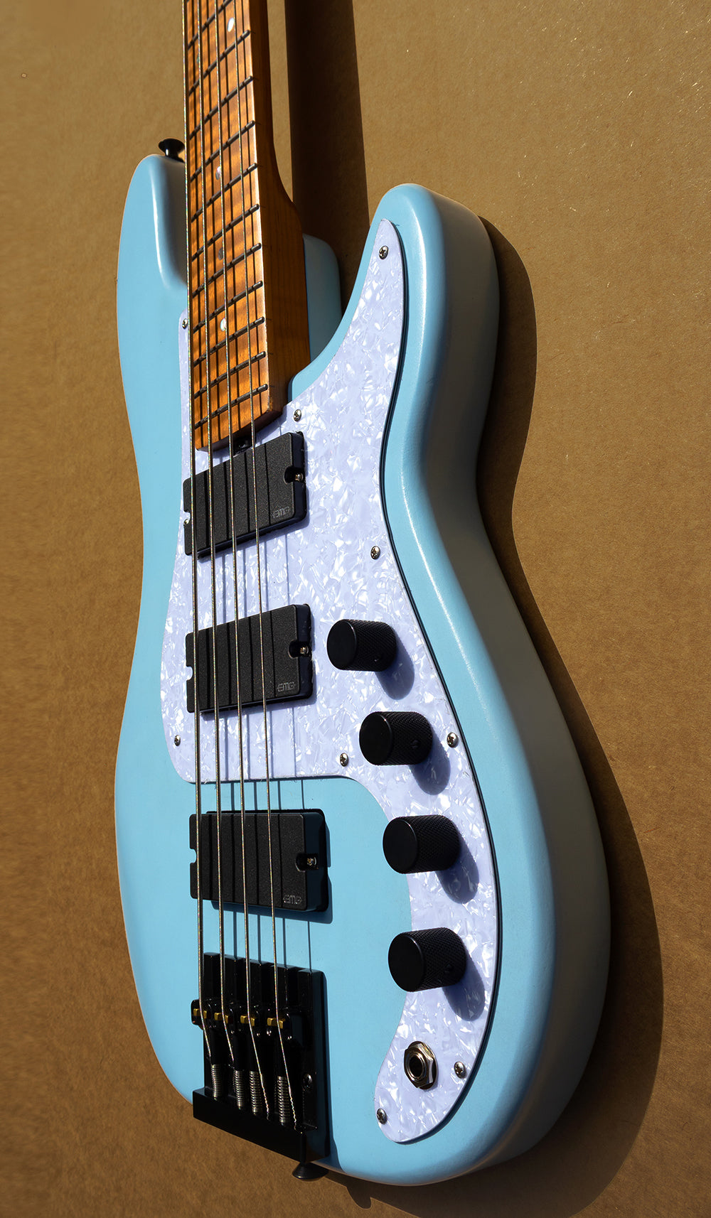 Thunderhorse 4 - Robins Egg Blue - McGrath Guitars