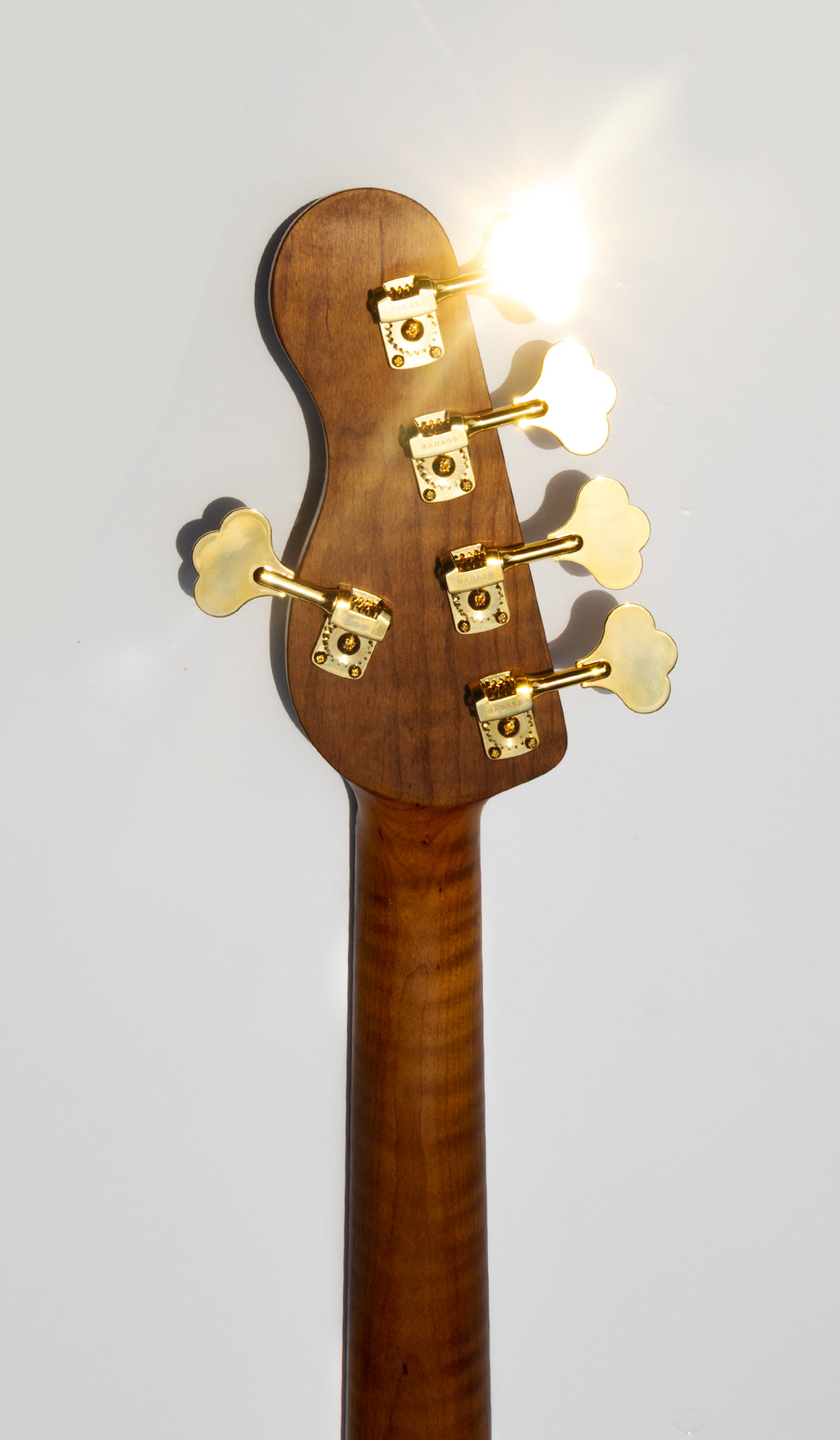 Thunderhorse V - Black and Gold - McGrath Guitars