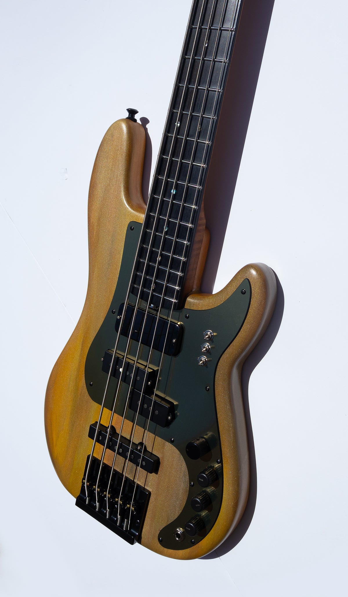 Thunderhorse V - Honey Chrome - McGrath Guitars