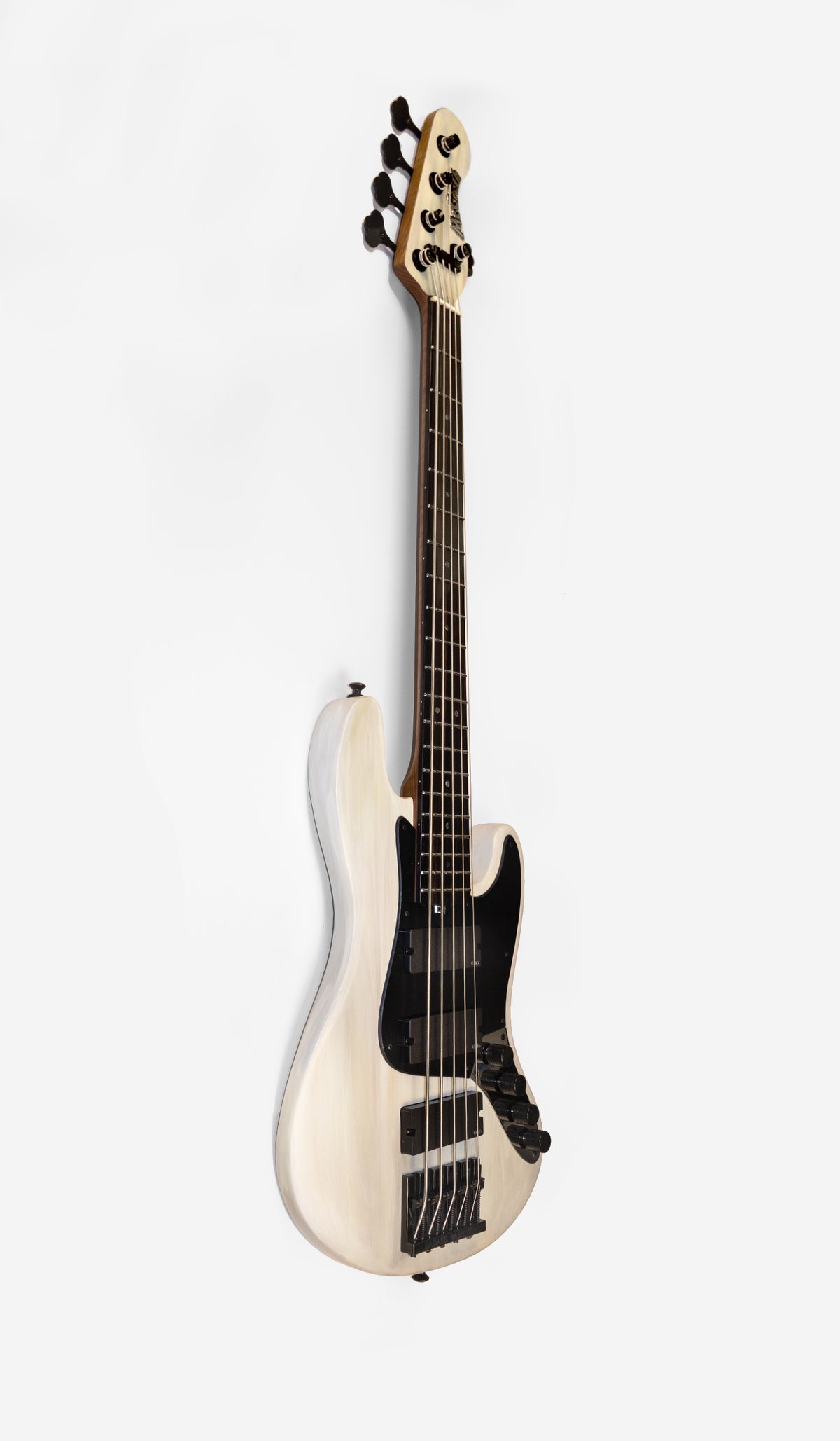 Thunderhorse - Medium Scale 5 String